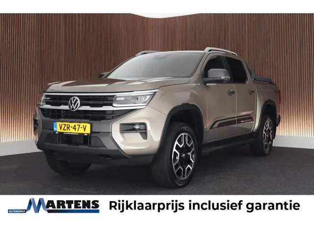 Volkswagen Amarok 3.0 TDI 241pk Automaat 4Motion Double Cab 5pers. Pan Americana H/K Trekhaak Leder...