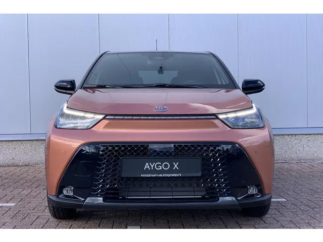 Toyota Aygo X Hybrid 115 envy | Camera | Apple Carplay | Stoelverwarming