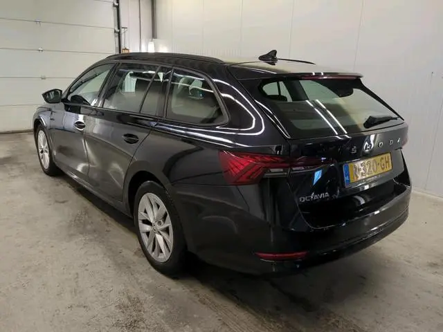 ŠKODA Octavia Combi 1.0 TSI Business Edition ✅ Carplay / Android Auto ✅ ACC ✅ VC ✅ Dealer onderh...