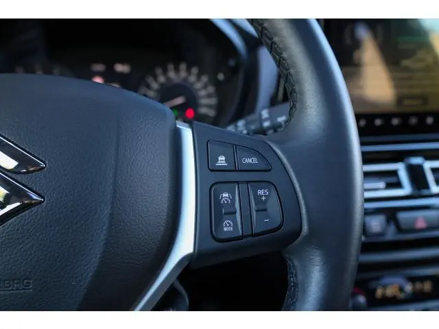 Suzuki S-Cross