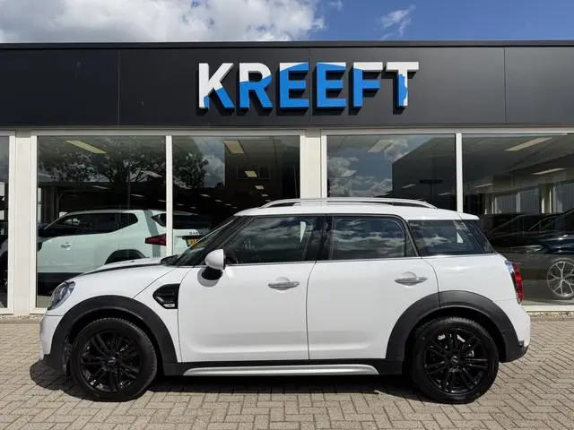 MINI Countryman 1.5 One Groot onderhoud gehad