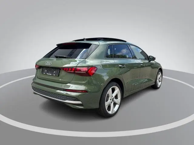 Audi A3 Sportback 40 TFSIe 204pk S-tronic Advanced edition · Panoramadak · Camera · SONOS Sound · He...