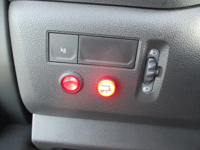 Nissan NV400