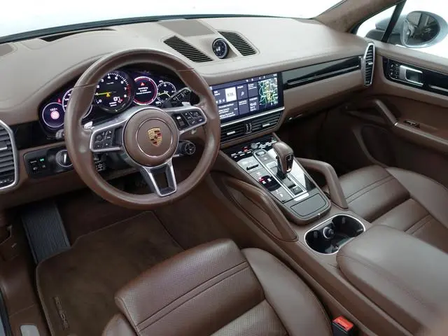 Porsche Cayenne 3.0 E-Hybrid Sport Design- Sport Chrono, Soft Close, Head Up, Alcantara Afwerking, P...