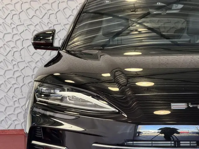 BYD SEAL U