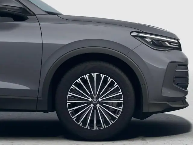 Volkswagen Tiguan Limited Edition 1.5 eHybrid 204 PK 6 versn. DSG · Design Pakket Dark · Trekhaak in...