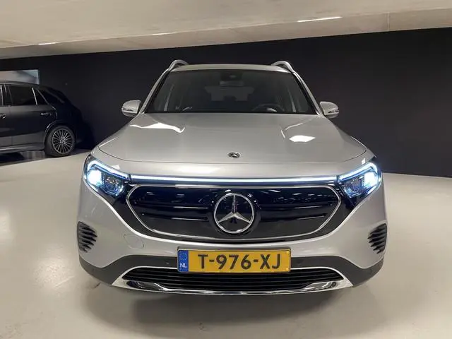 Mercedes-Benz EQB 250+ Business Edition 71 kWh | Sfeerverlichting | Dodehoek Assistent | Stoelverwar...