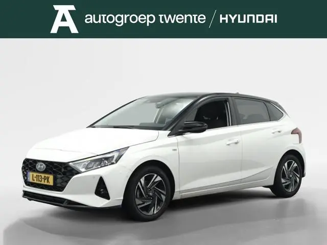 Hyundai i20 1.0 T-GDI Premium | All season | Bose Audio | Camera | Navi