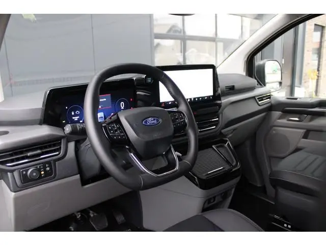 Ford Tourneo