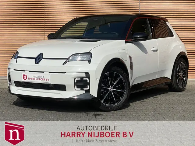 Renault 5 comfort range iconic cinq 52 kWh Harman Kardon premium audio / Nwe auto