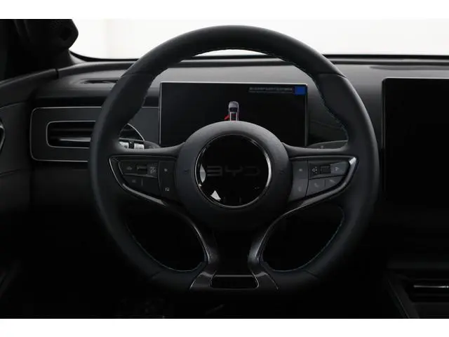 BYD SEAL