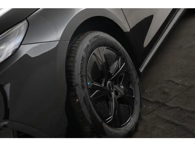 BYD SEAL