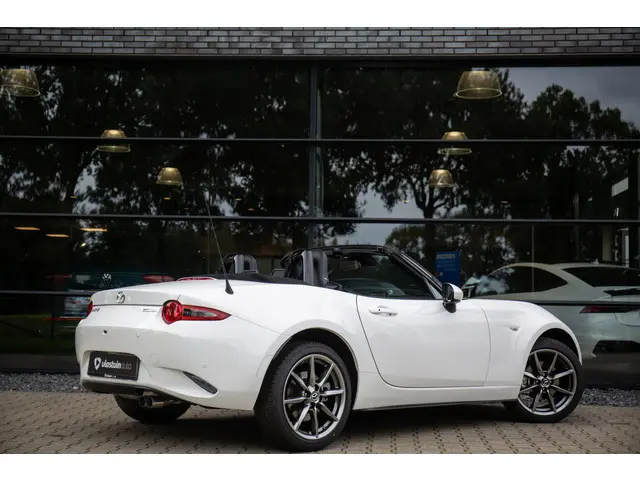 Mazda MX-5 2.0 SkyActiv-G 184 Exclusive Line , Carplay, Achteruitrijcamera, Stoelverwarming, Keyless