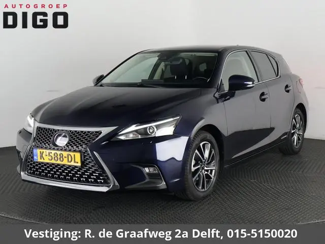 Lexus CT 200h Ultimate Edition | Apple Carplay & AndroidAUTO | Adapt.Cruise Control | Navigatiesyste...