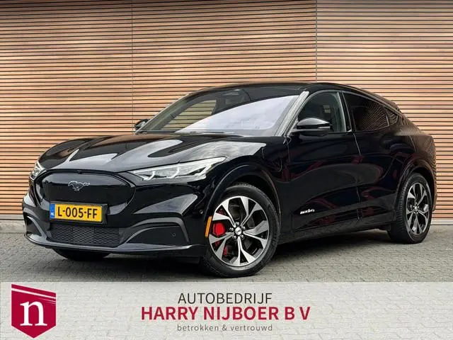 Ford Mustang Mach-E AWD 75 kWh