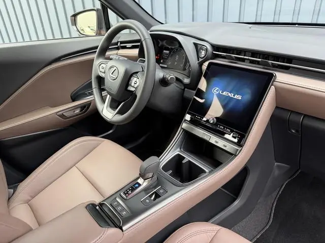 Lexus LBX 1.5 Elegant 2WD | Super combinatie: Sonic Copper/Dark Forest Leer | 10 jr GARANTIE | Rijkl...