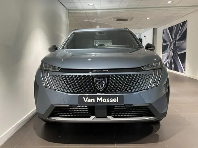 Peugeot 5008 1.2 Hybrid 145 Allure | AUTOMAAT | Navigatie | 360 camera | Draadloze telefoonlader | K...