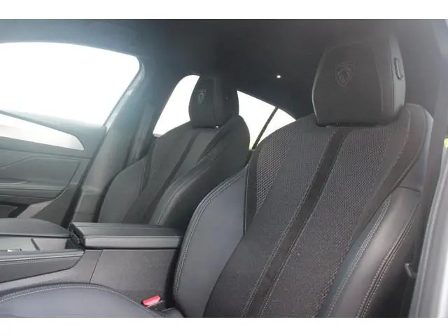 Peugeot 408 1.2 Hybrid 145PK AUTOMAAT GT | 360° CAMERA | DODEHOEK DETECTIE | KEYLESS ENTRY/START | A...