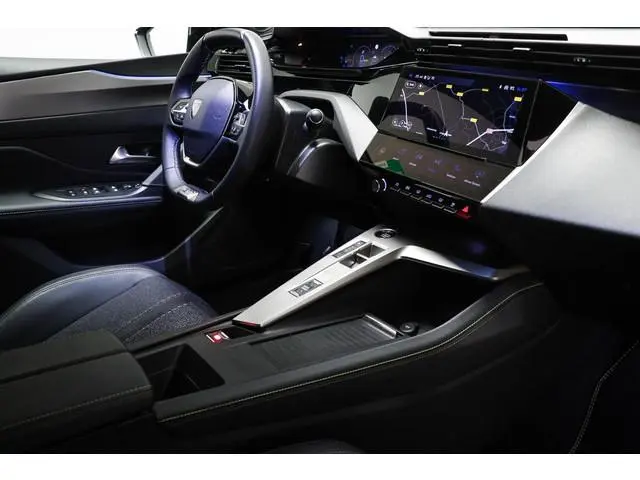 Peugeot 408 1.6 HYbrid 225 EAT8 GT | 360 VISION & DRIVE ASSIST PLUS- PACK | | STUURVERWARMING | DAB...