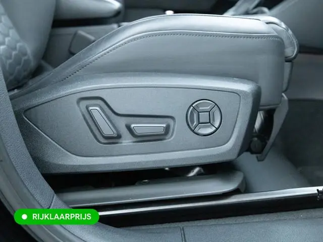 Audi RSQ3