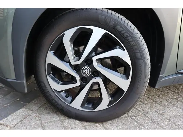 Toyota Aygo X 1.0 VVT-i Pulse, Lage Km