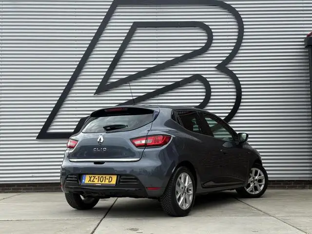 Renault Clio 0.9 TCe Limited Navi|D-ketting v.v. in 2026|Airco|Cruise|Trekhaak|Elek ramen|N.A.P|APK...