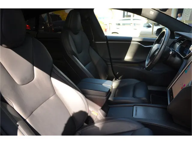 Tesla Model S Performance Ludicrous Raven, AutoPilot3.0+FSD (twv 7.500,-)