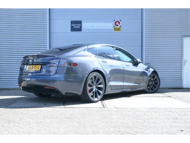 Tesla Model S