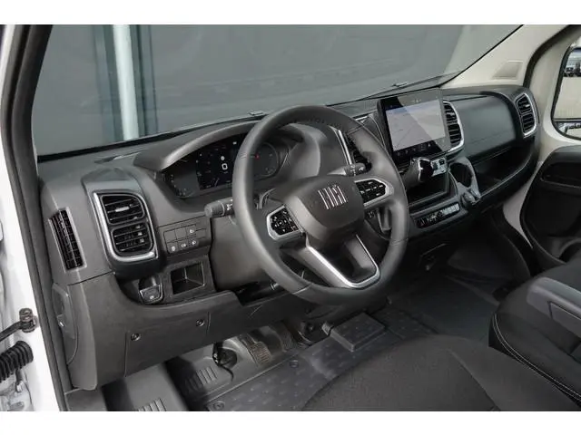 Fiat Ducato L2H2 2.2 MultiJet 140Pk Aut. | 35 | Stoel-Bank | Achteruitrijcamera | Webasto standkache...