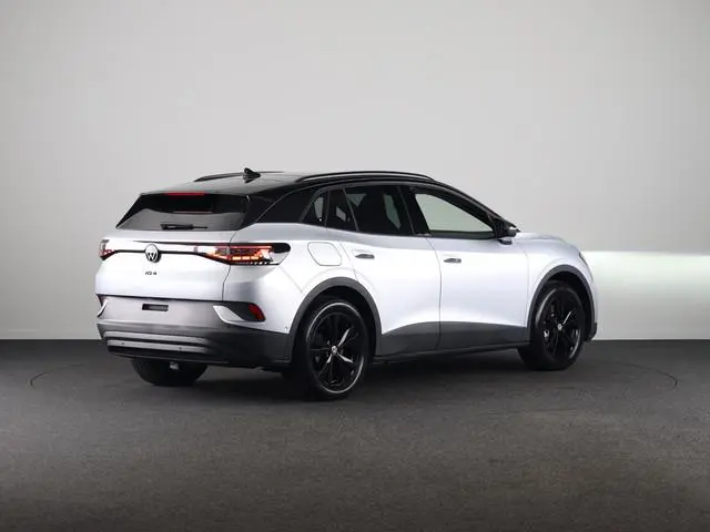 Volkswagen ID.4 Pro Limited Edition Plus 77 kWh accu 210 kW / 286 / Massage / Panoramadak / IQ-Light...