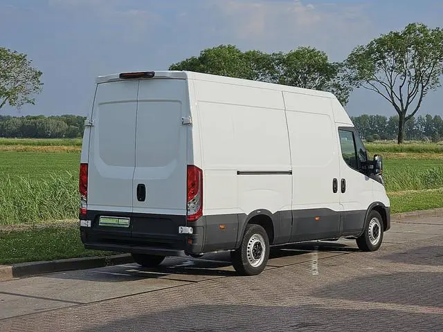 IVECO DAILY 35S14       l2h2 automaat