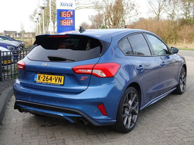 Ford Focus 2.3 EcoBoost ST-3 PERFORMANCE NL-AUTO | AUTOM. | ADAPT. CRUISE | BLIS