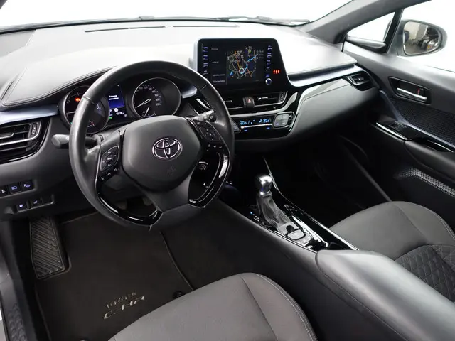 Toyota C-HR 2.0 Hybrid Olympic Executive Edition Aut- Stuur/Stoelverwarming, Ada cruise, JBL Audio,...