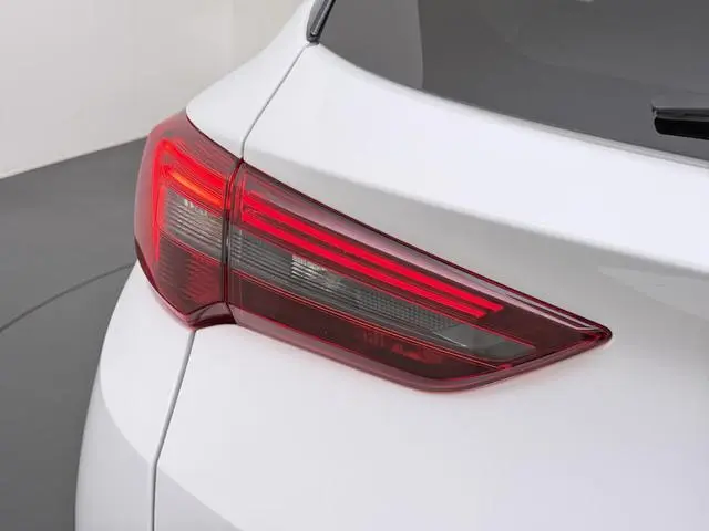 Opel Grandland 1.6 Turbo Plug-In Hybrid 4x4 GSe | Navigatie | Parkeer camera |  LM 19 inch |  Apple...
