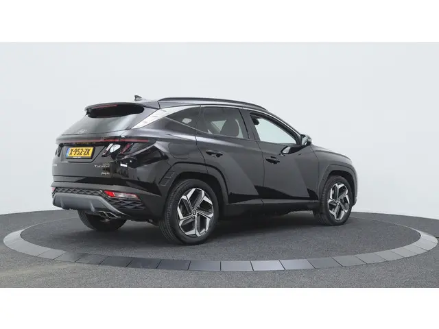 Hyundai Tucson 1.6 T-GDI PHEV Comfort Smart | Private lease 649,- p.m. |