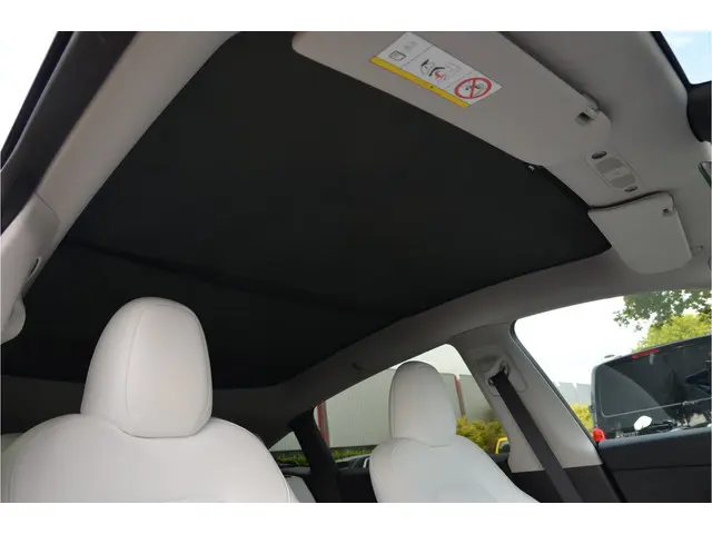 Tesla Model Y RWD 58 kWh Enhanced AutoPilot 3.0 Ryzen (twv 3.800,-)