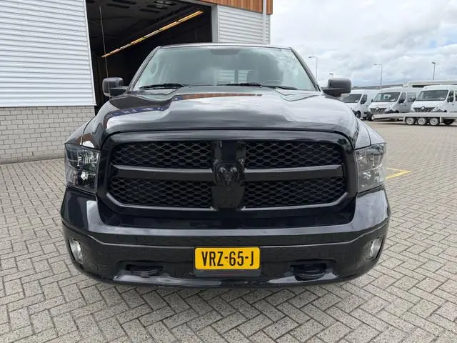 Dodge Ram 1500 5.7 V8 4x4 Crew Cab 5'7 Longhorn / vaste prijs rijklaar € 39.950 ex btw / euro 6 / le...