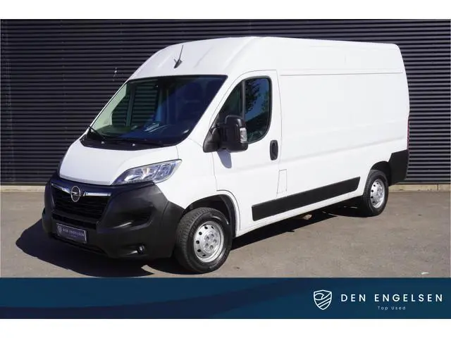 Opel Movano