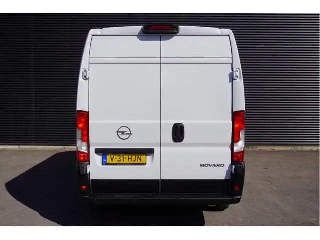 Opel Movano
