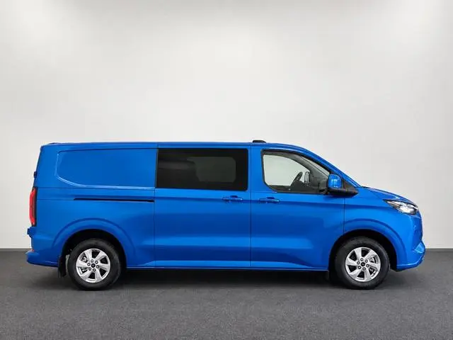 Ford E-Transit Custom 320 L2H1 Aut. Limited 71 kWh DC Dubbele Cabine Full LED Navi Camera LM Velgen...
