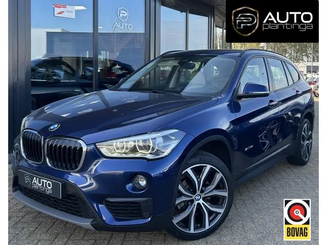 BMW X1 sDrive18i High Executive | NL AUTO | Automaat | Achteruitrijcamera | Navigatie | Parkeersenso...