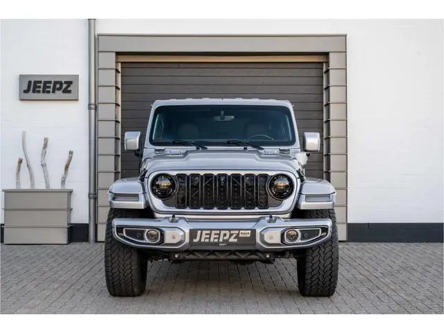 Jeep Wrangler Unlimited 4xe 380 - Jeepz edition / 22 inch Lmv