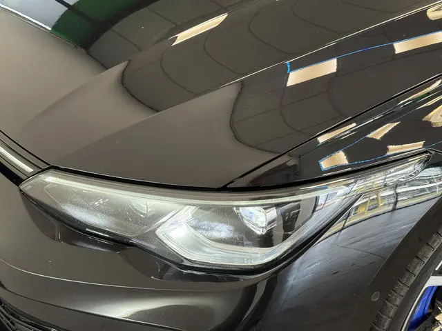 Volkswagen Golf 2.0 TSI R 4Motion Panoramadak Leder Memory Seats Harman&Kardon Head-Up