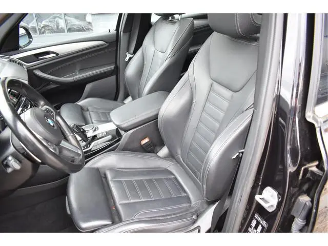 BMW X3 xDrive20i M-Pakket 184 Pk Pano HUD Leder Full Led Sfeer 20 Inch