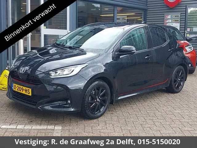 Toyota Yaris 1.5 Hybrid Black Edition | Apple Carplay & AndroidAUTO | Stoelverwarming | Camera | Pri...