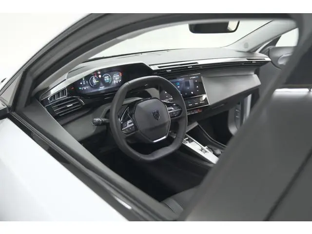 Peugeot 308 SW 1.6 Plug-in Hybrid 180 Allure | 360 Camera | Adaptieve Cruise Control | Navigatie | A...