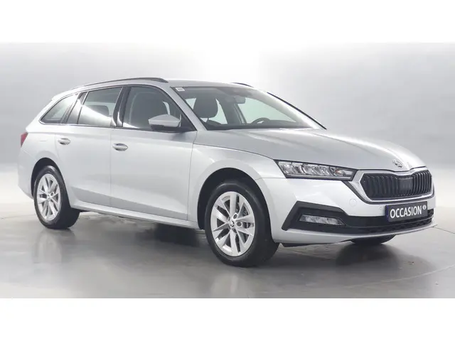 ŠKODA Octavia Combi 1.4 TSI 204pk iV PHEV Business Edition DSG / Navigatie / Cruise Control / Parkee...