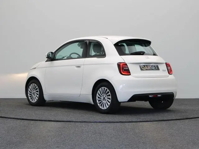 Fiat 500e Icon 42 kWh | Apple Carplay & Android Auto | 320km WLTP | 11kw Lader | CCS |