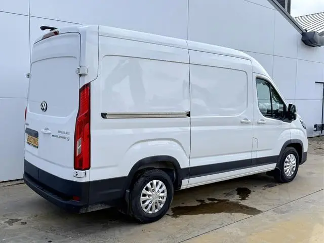 Maxus eDeliver 9 52kWh 204PK Nieuw! Elektrisch L2H2 280km WLTP Snelladen LED Carplay Cruise control...