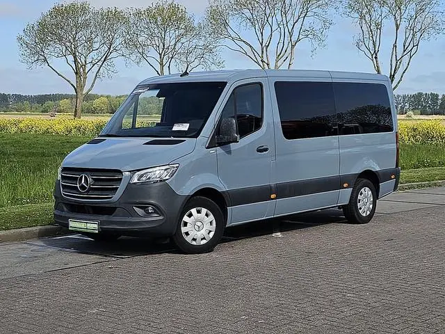 MERCEDES-BENZ SPRINTER 317 l2h1 led mbux10!